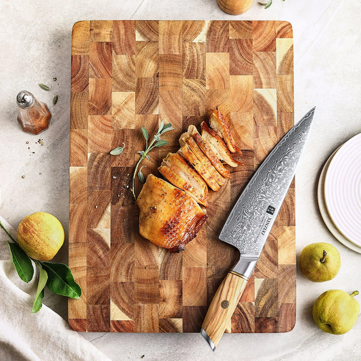 Acacia Wood Cutting Board – Solid, Knife-Friendly with Grip 1