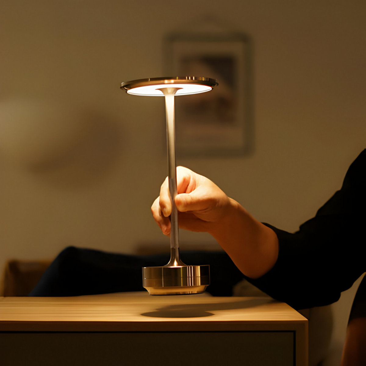 Cordless LED Table Lamp – Rechargeable Metal Touch Dimmer 1